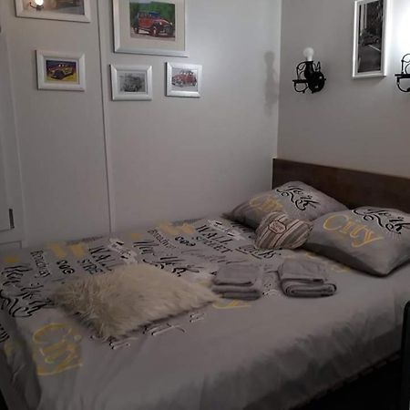 Tiny House Sam Suffit Guest House Abreschviller Eksteriør bilde